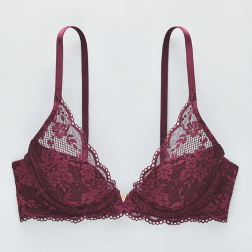 Victoria's Secret Lace Love Cloud Lightly Lined Plunge Bra sz 32DDD